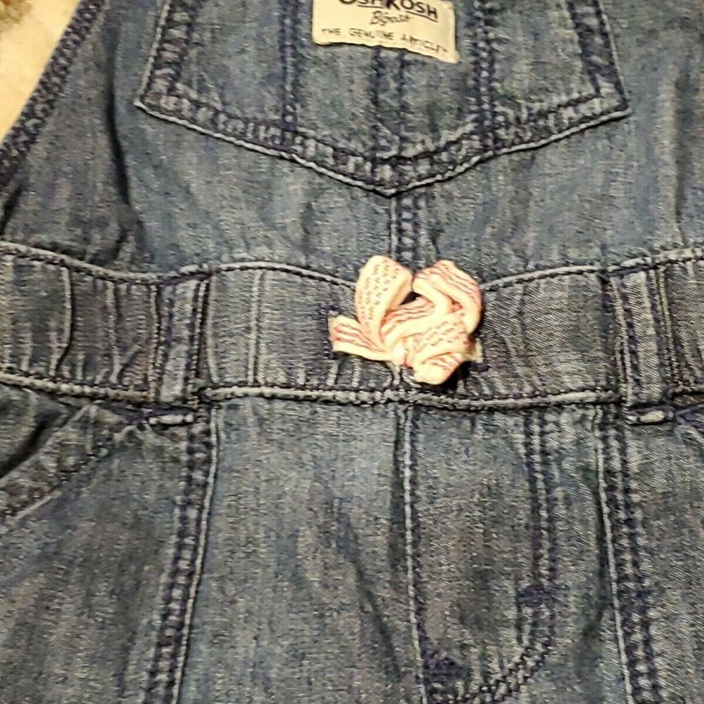 OshKosh B'gosh Vestback Chambray Denim Overalls 18 months Blue Snap Pants V3 - Picture 3 of 8